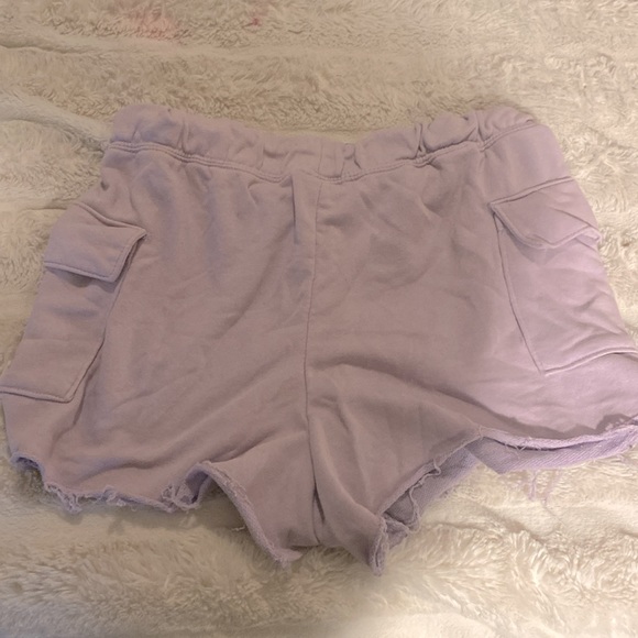 Purple cargo shorts - Picture 2 of 2
